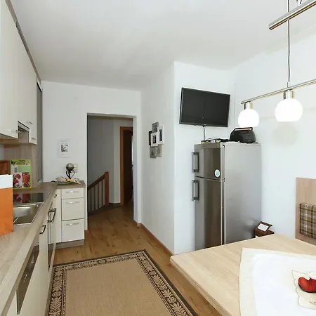 Apartment Beautiful In Maurach With Garden Eben am Achensee